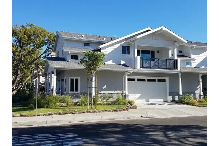 $1000 : 2444 Cabrillo Ave, Torrance, C image 2