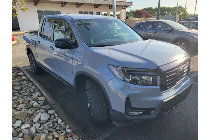 $29992 : Honda Ridgeline 2023 AWD Spo image 3
