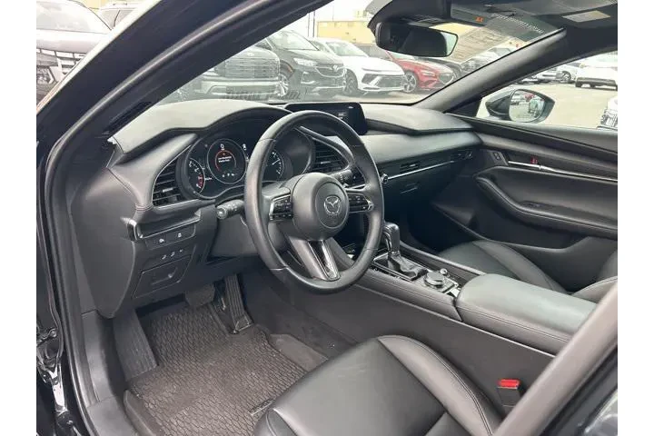 $25401 : Mazda Mazda3 Hatchback 2025 image 9