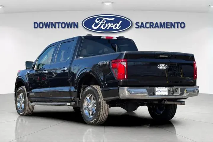 $39991 : Ford F-150 2024 4x4 XLT 4dr image 8
