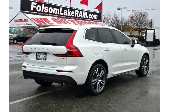 $27851 : Volvo XC60 2021 AWD T5 Momen image 4