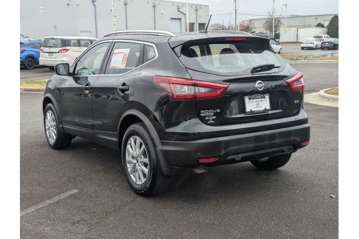 $18975 : Nissan Rogue Sport 2020 S 4d image 8