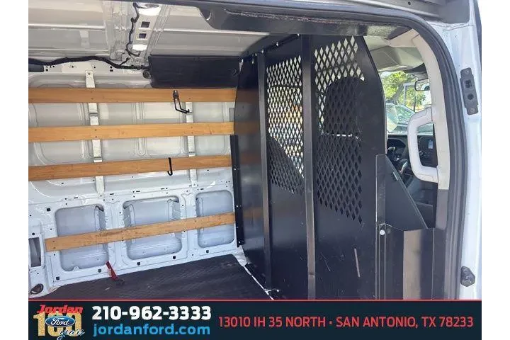 $28660 : Ford Transit 2021 250 3dr SW image 7