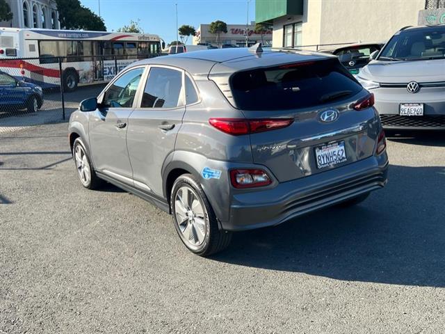 $22900 : Used 2021 Kona Electric Ultim image 7