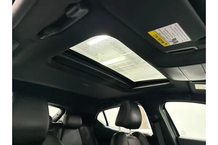 $22000 : Mazda Mazda3 Hatchback 2023 image 10