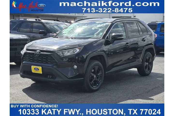 $22791 : Toyota RAV4 2021 AWD XLE 4dr image 1