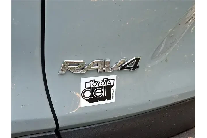 $27595 : Toyota RAV4 2023 XLE 4dr SUV image 5