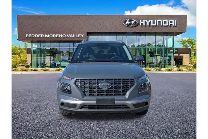 $22495 : Hyundai VENUE 2026 SEL 4dr C image 8