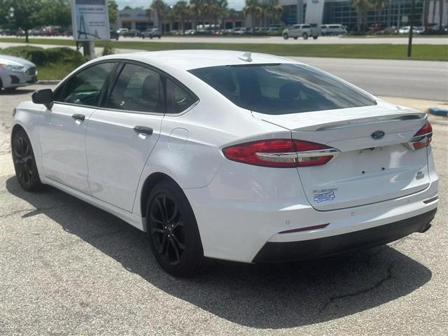 $15990 : 2019 FORD FUSION image 6