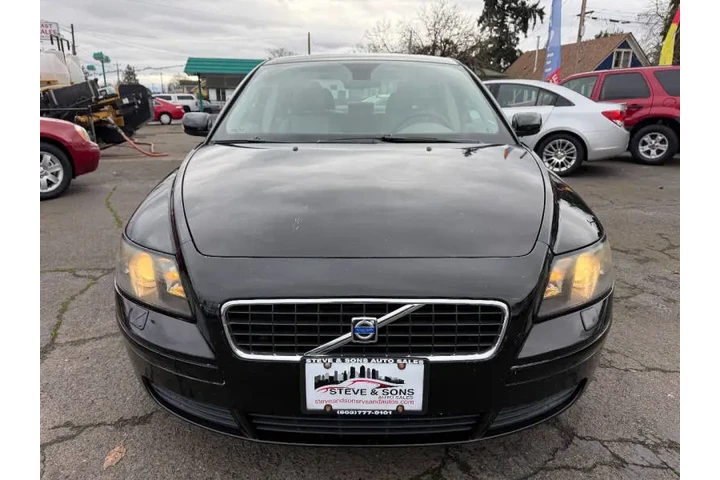 2005 S40 2.4i image 4