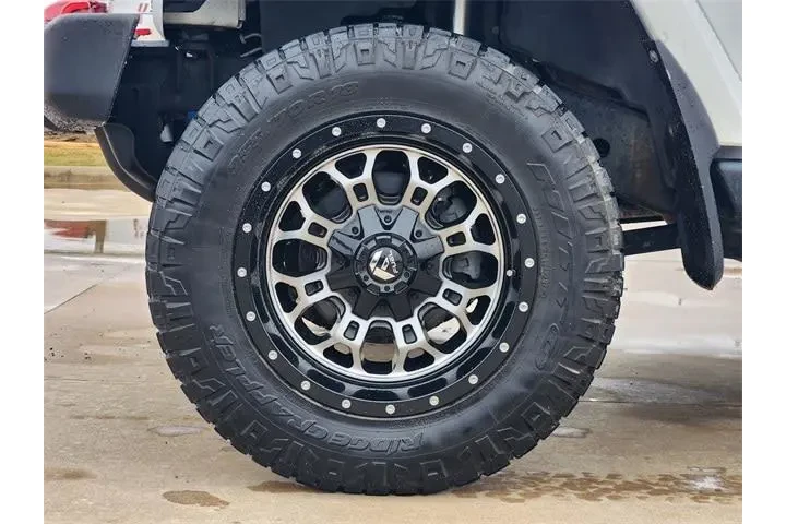 $14000 : Jeep Wrangler 2012 4x4 Sahar image 10