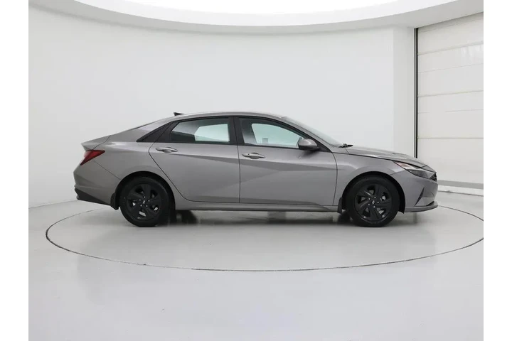 $20998 : Hyundai ELANTRA 2023 SEL 4dr image 7