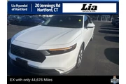 $23495 : Honda Accord 2023 EX 4dr Sed thumbnail