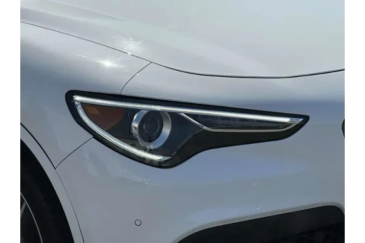 $16229 : Alfa Romeo Stelvio 2020 AWD image 8