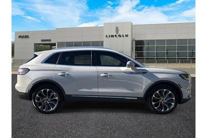 $34900 : Lincoln Nautilus 2022 Reserv image 2