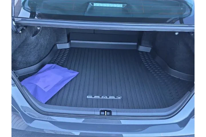 $25988 : Toyota Camry 2026 LE 4dr Sed image 8