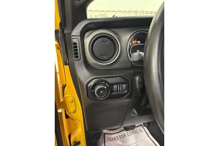 Jeep Wrangler 2021 4x4 Sport image 10