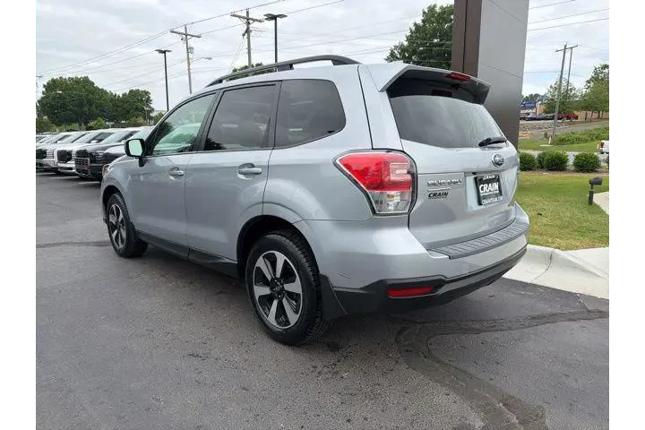 $21659 : Subaru Forester 2018 AWD 2.5 image 6