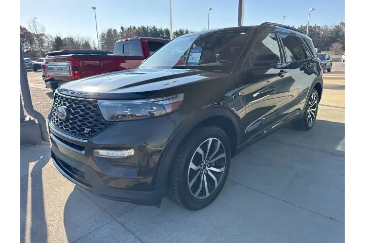 $25900 : Ford Explorer 2020 AWD ST 4d image 3