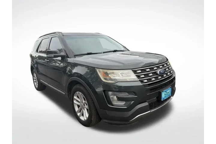 $10079 : Ford Explorer 2016 XLT 4dr S image 2