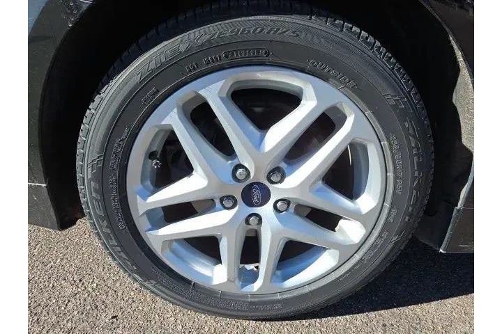 $12101 : Ford Fusion 2016 SE 4dr Seda image 7