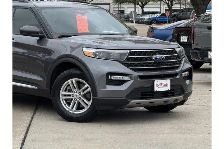 $28791 : Ford Explorer 2023 XLT 4dr S image 2