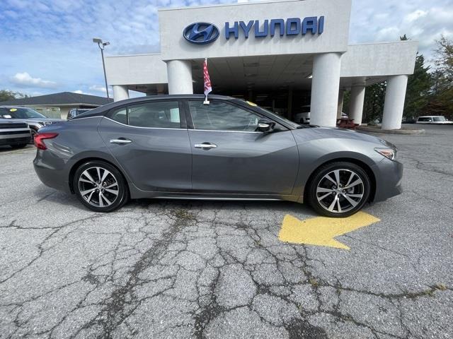 $18995 : PRE-OWNED 2017 NISSAN MAXIMA image 2