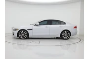 $16998 : Jaguar XE 2017 35t Prestige thumbnail