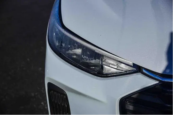 $37905 : Ford Escape Hybrid 2025 ST-L image 10