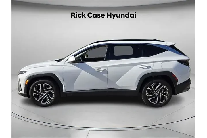 $29892 : Hyundai TUCSON 2025 Limited image 3