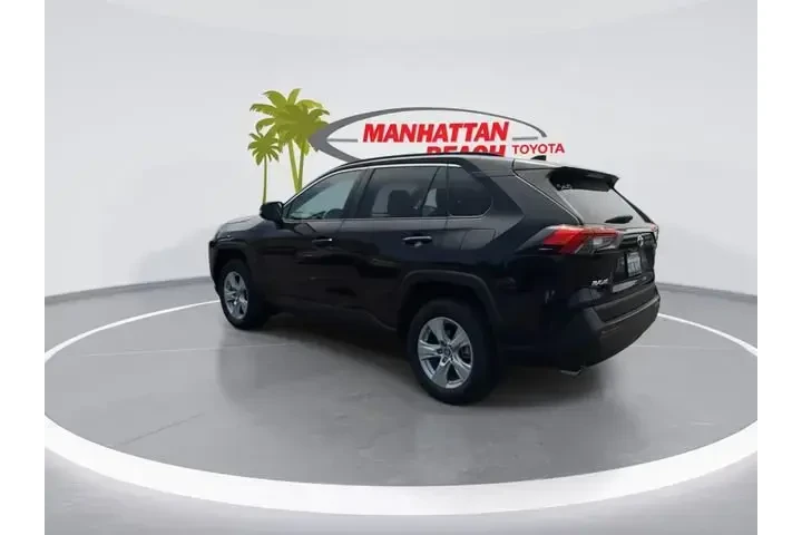 $27981 : Toyota RAV4 2019 XLE 4dr SUV image 9