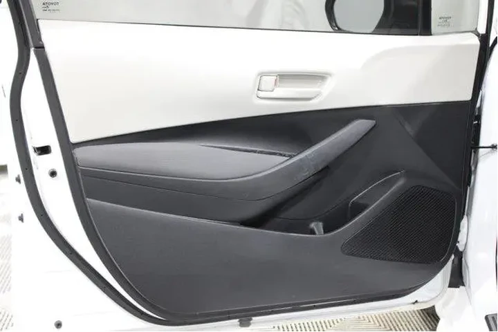 $21962 : Toyota Corolla 2024 LE 4dr S image 6