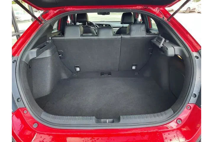 $16495 : Honda Civic 2018 Sport Touri image 9