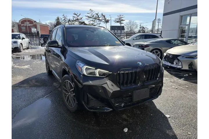 $34895 : BMW X1 2023 AWD xDrive28i 4d image 2