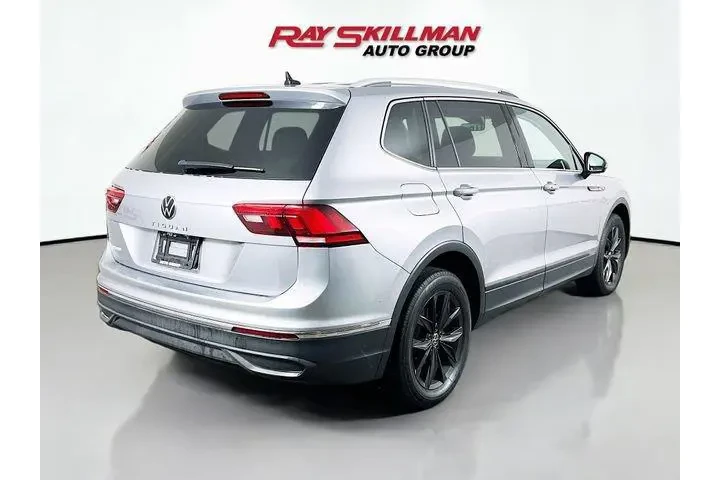 $24975 : Volkswagen Tiguan 2024 SE 4d image 7
