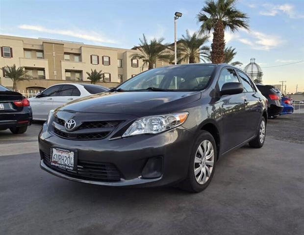 $9999 : 2012 Corolla image 2