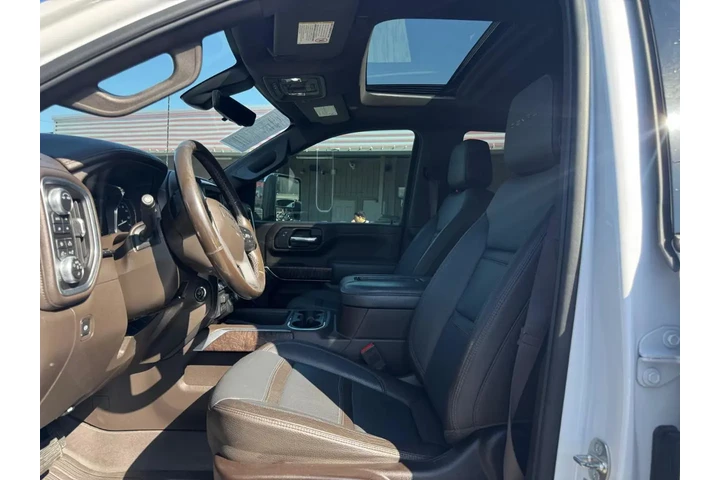 2020 GMC Sierra 2500HD Denali image 7