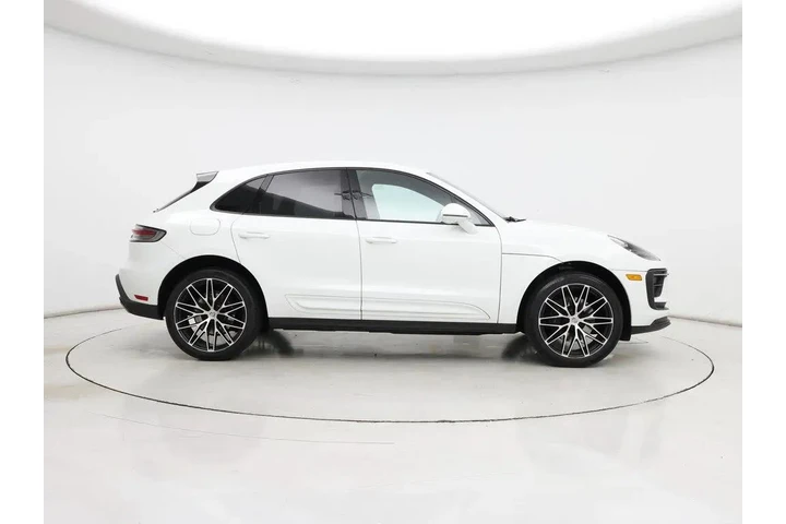 $39998 : Porsche Macan 2022 AWD 4dr S image 7