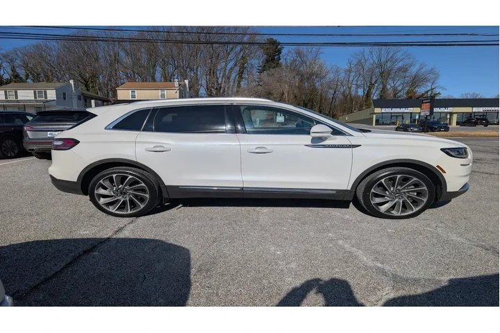 $35500 : Lincoln Nautilus 2022 AWD Re image 7