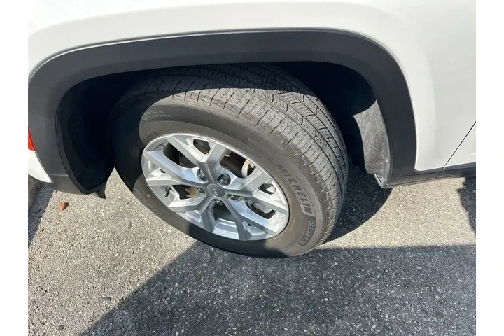 $26785 : Jeep Grand Cherokee 2023 4x4 image 8