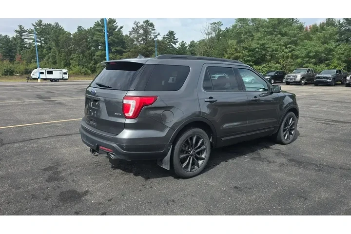$12482 : Ford Explorer 2018 AWD XLT 4 image 6