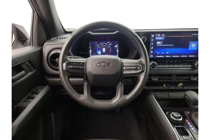 $33998 : Chevrolet Colorado 2023 4x4 image 10