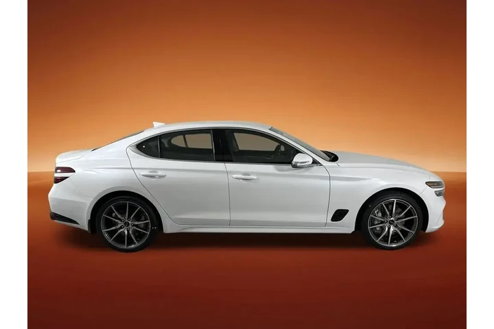 $36500 : Genesis G70 2025 AWD 2.5T Sp image 2