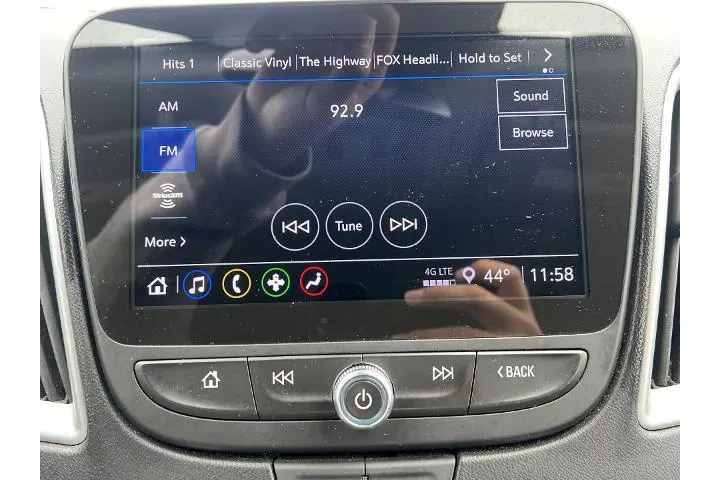 $18167 : Chevrolet Malibu 2024 LT 4dr image 7