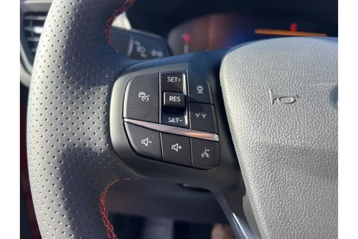 $24625 : Ford Escape 2024 AWD ST-Line image 9