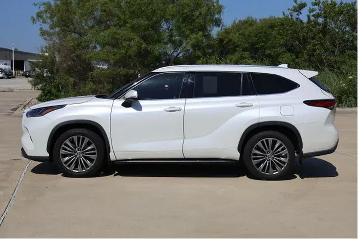 $34974 : Toyota Highlander 2020 Limit image 5