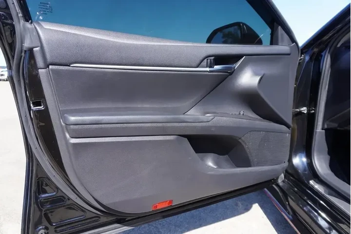 $29988 : Toyota Camry 2021 TRD 4dr Se image 8