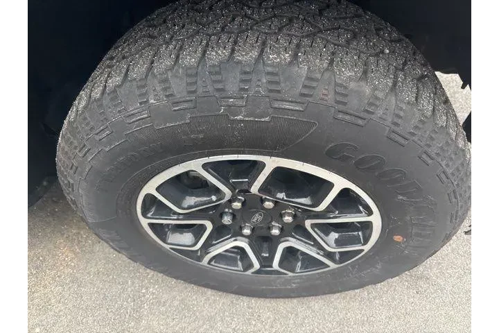 $39909 : Ford F-150 2023 4x4 XL 4dr S image 4