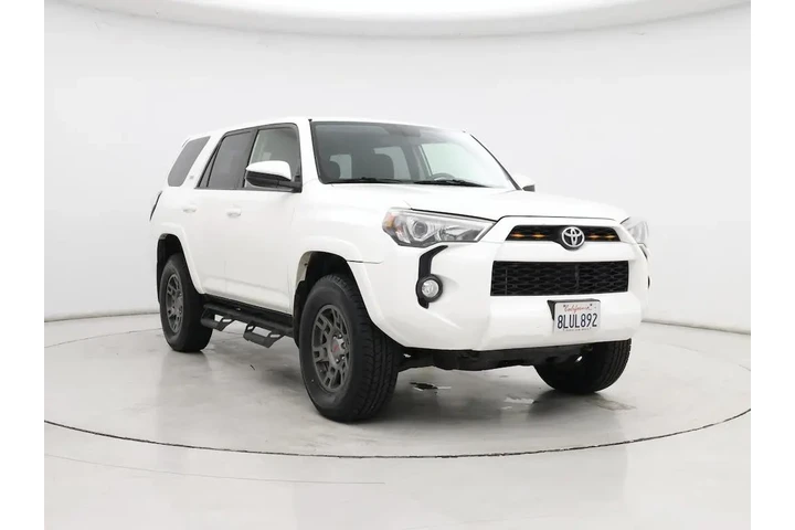$30998 : Toyota 4Runner 2019 4x4 SR5 image 1