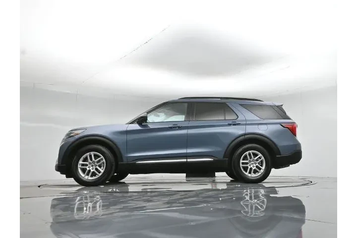 $36100 : Ford Explorer 2025 Active 4d image 8